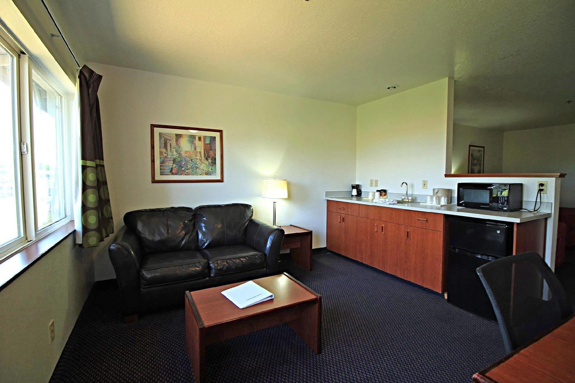 Red Lion Inn & Suites Kennewick Tri-Cities Exterior foto